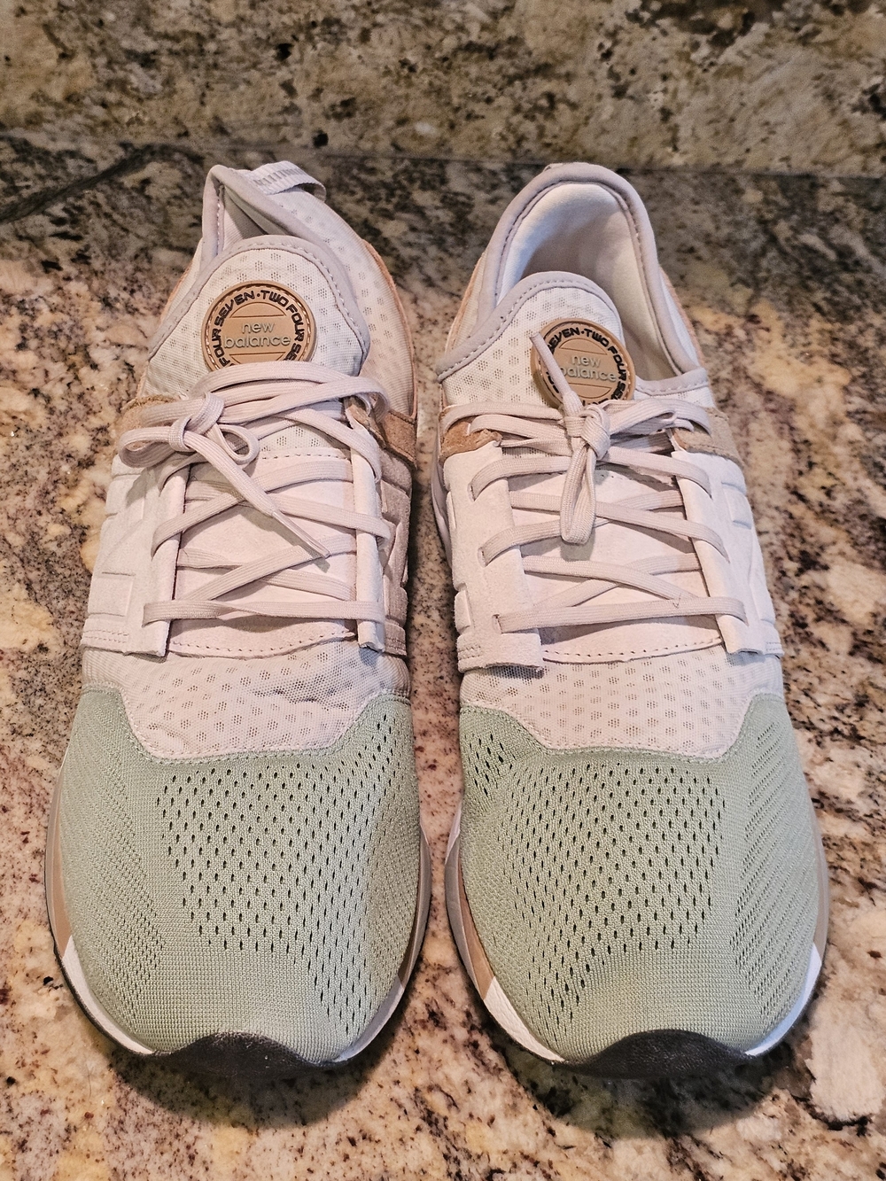 New Balance Men’s Mint Green and Cream Running Sneakers